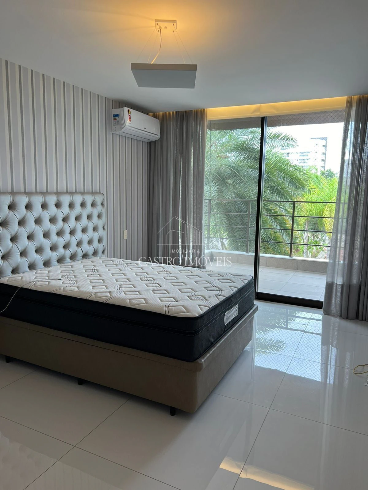 House 980 m² with 4 en-suite bedrooms and gas kitchen — photo 25