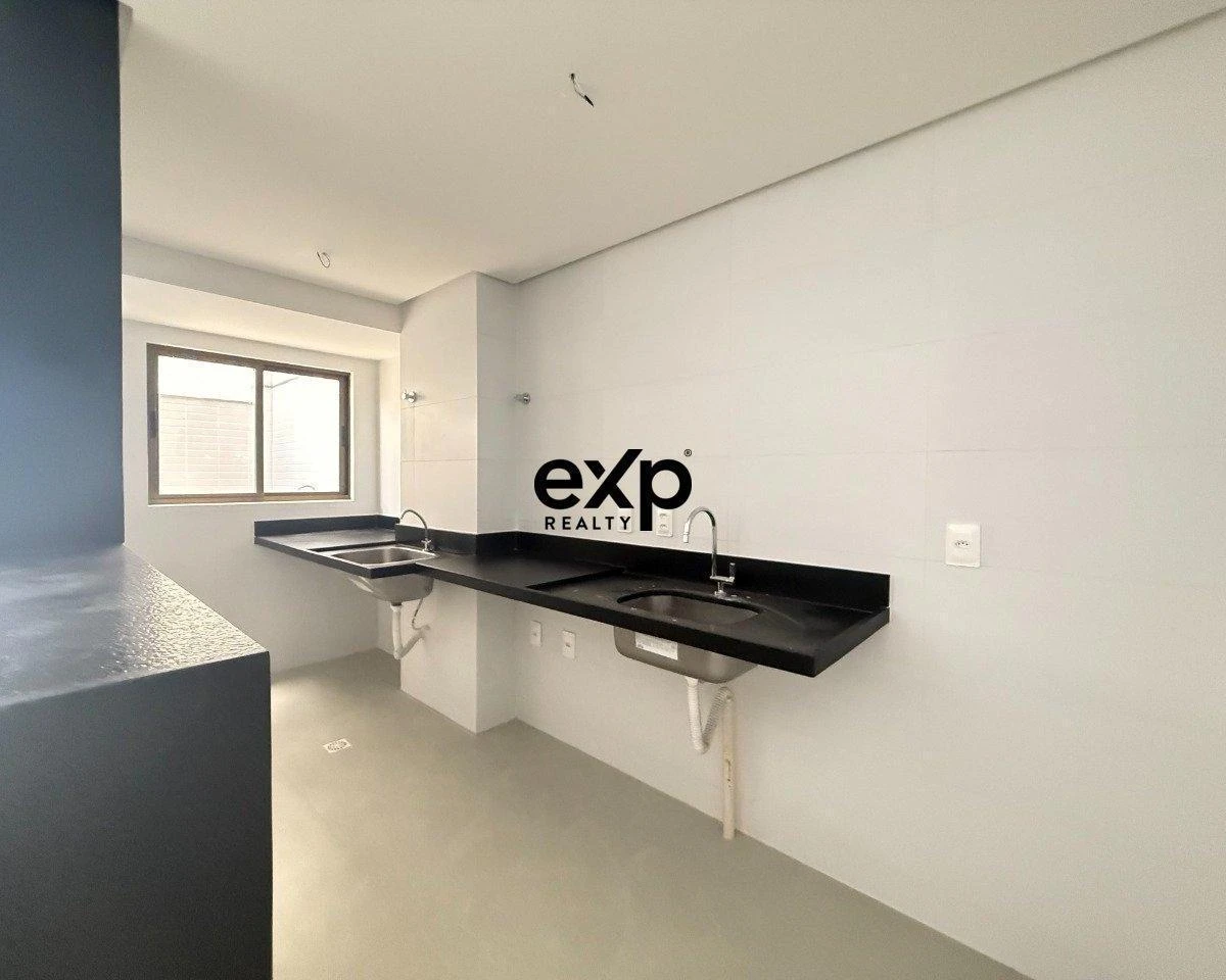 3-bedroom apartment, 2 with their own bathrooms, 76 m² — photo 36