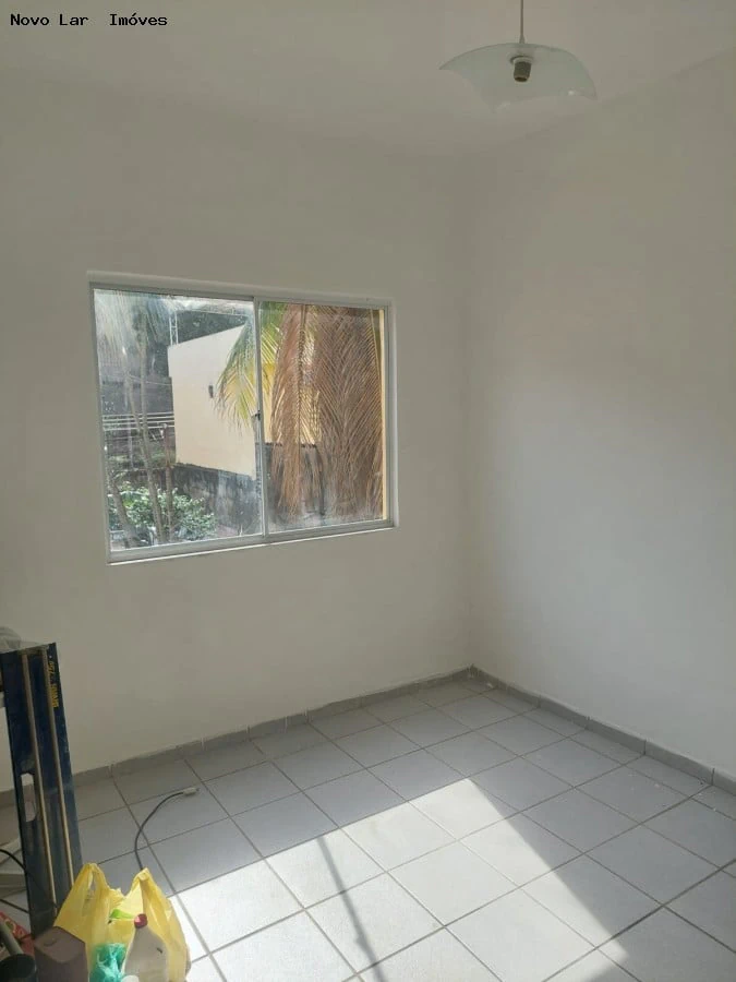 Casa tipo sobrado de 80 m² com 2 quartos e área de serviço — photo 2