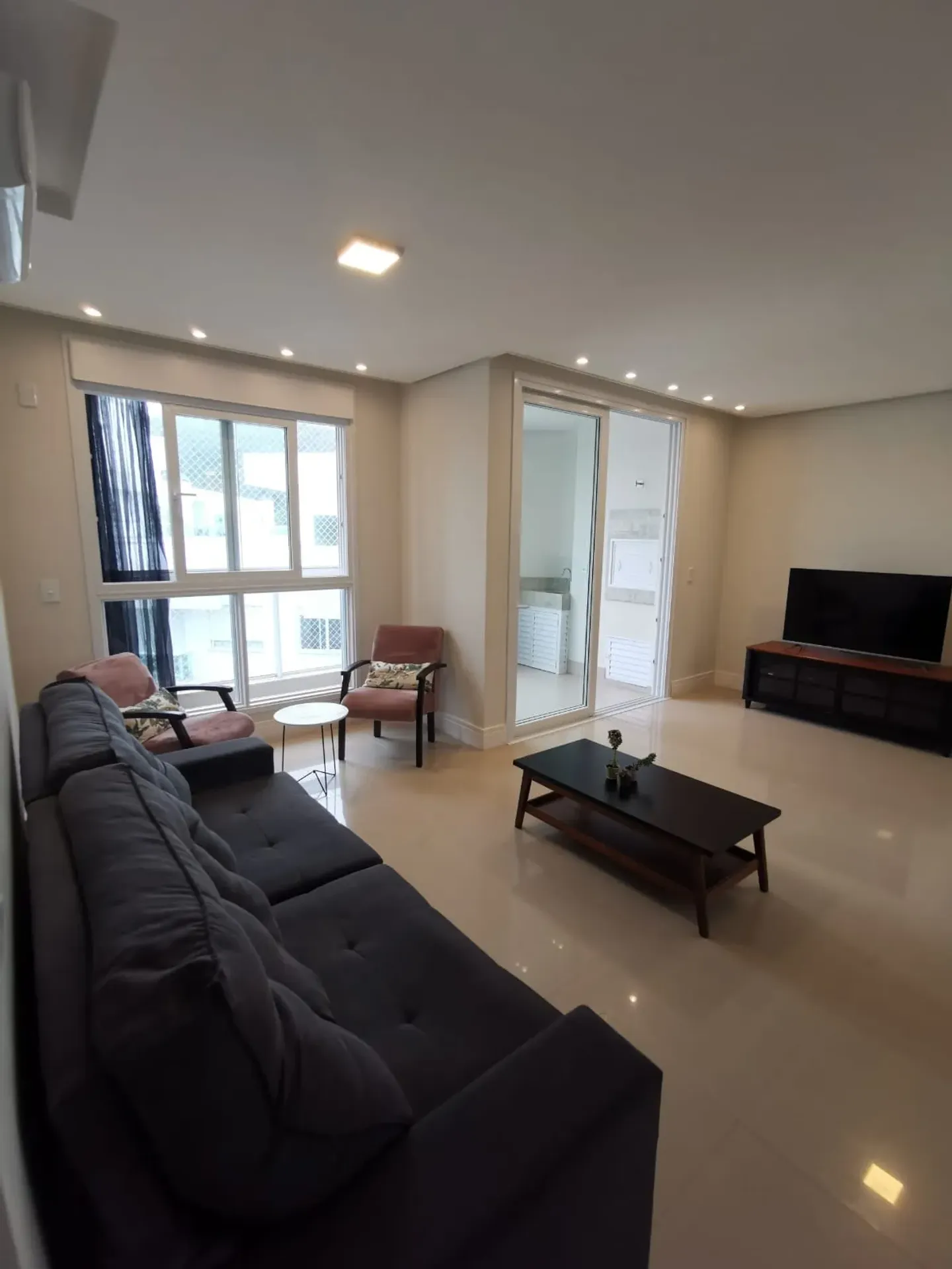 Apartamento amueblado de 160 m² con 4 dormitorios y jardín — photo 39
