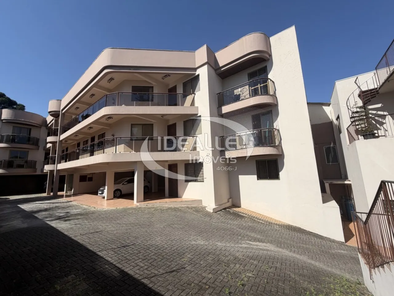 Apartment with a separate kitchen and 2 bedrooms