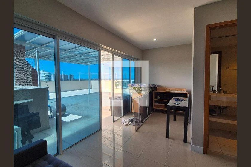 Furnished 3-bedroom apartment with balcony and views — photo 20