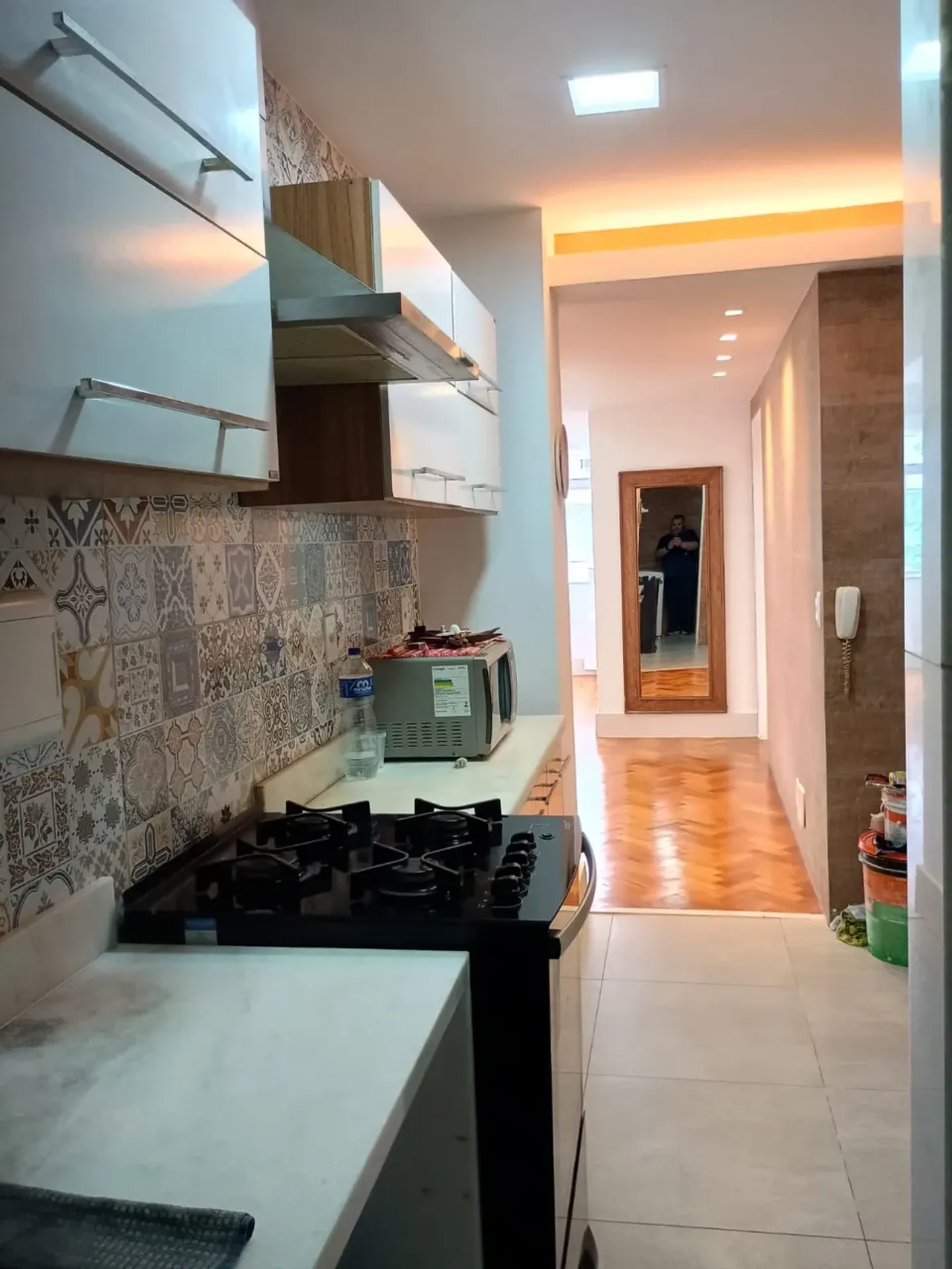 Apartment on the 6th floor with wood or laminate floors — photo 21