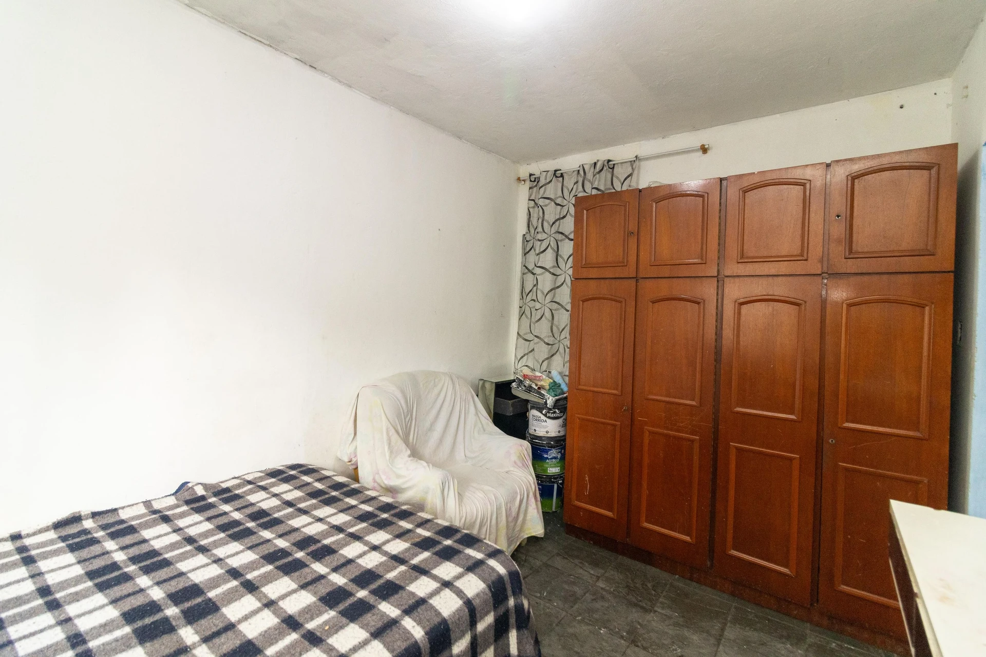 Furnished 1-bedroom apartment with 1 bathroom and no parking — photo 4