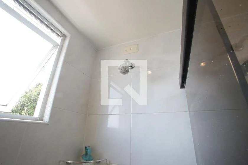 Departamento de 2 dormitorios con balcón cerrado con vidrio — photo 37