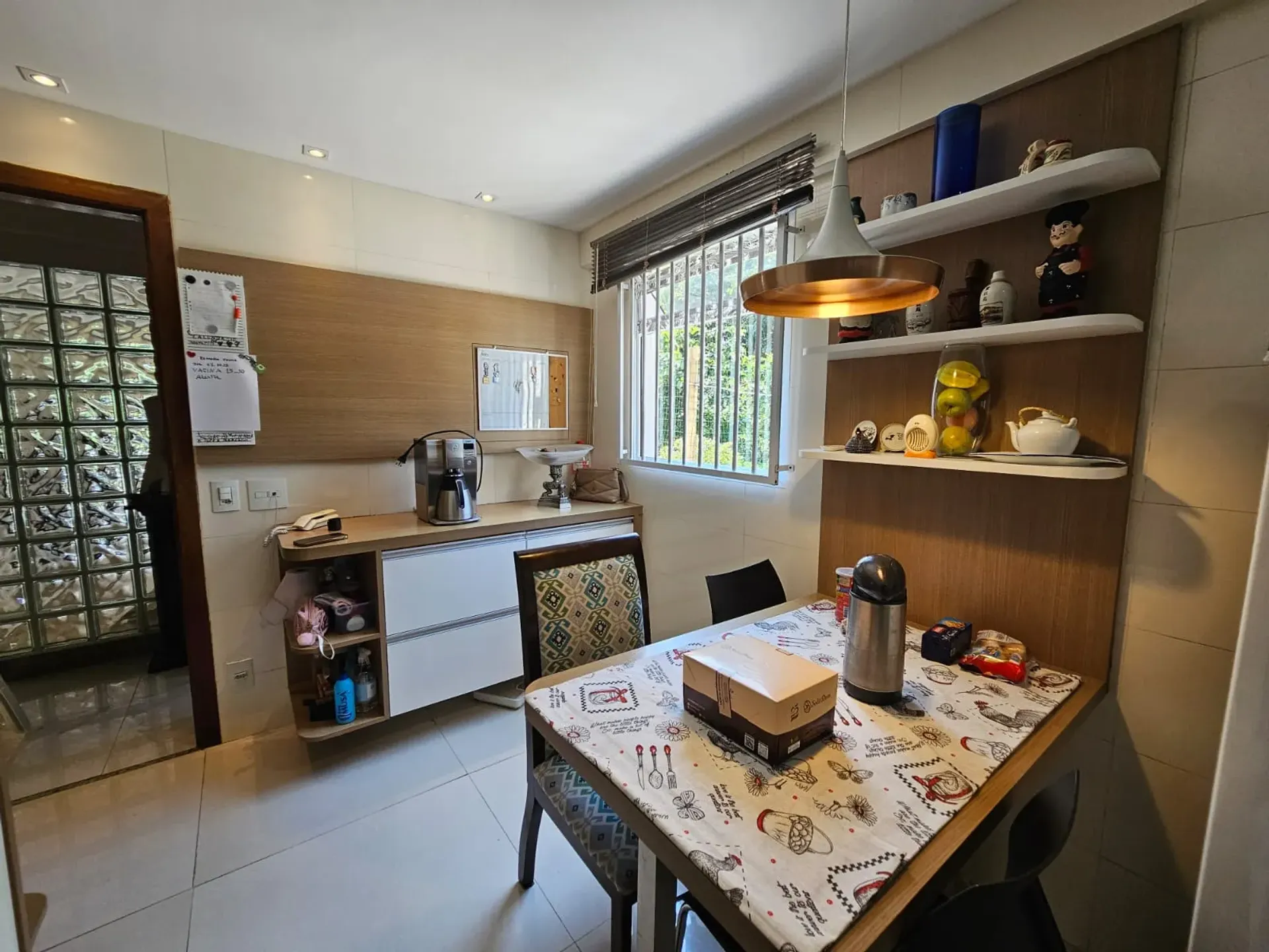 Furnished 206 m² house with 5 bedrooms and 5 baths — photo 16
