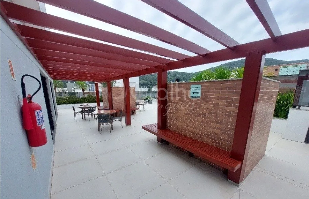 Меблированная студия с кухней открытой планировки, 73 м² — photo 13
