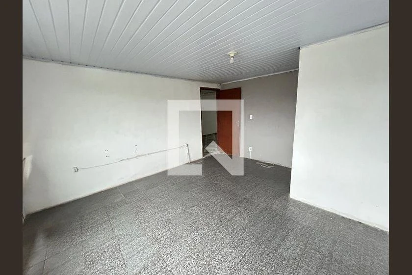Rental house with 2 bedrooms, 90 m² and a balcony — photo 3