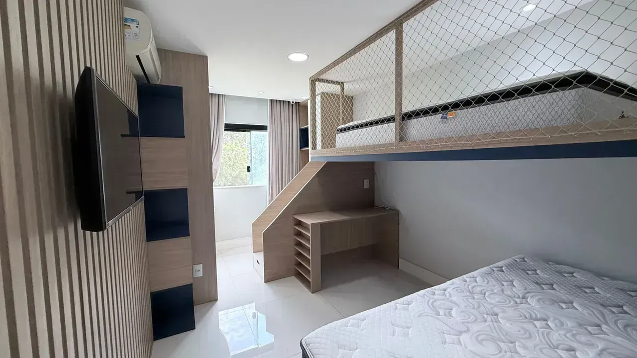 Furnished house with 5 bedrooms and 5 bathrooms, 400 m² — photo 25