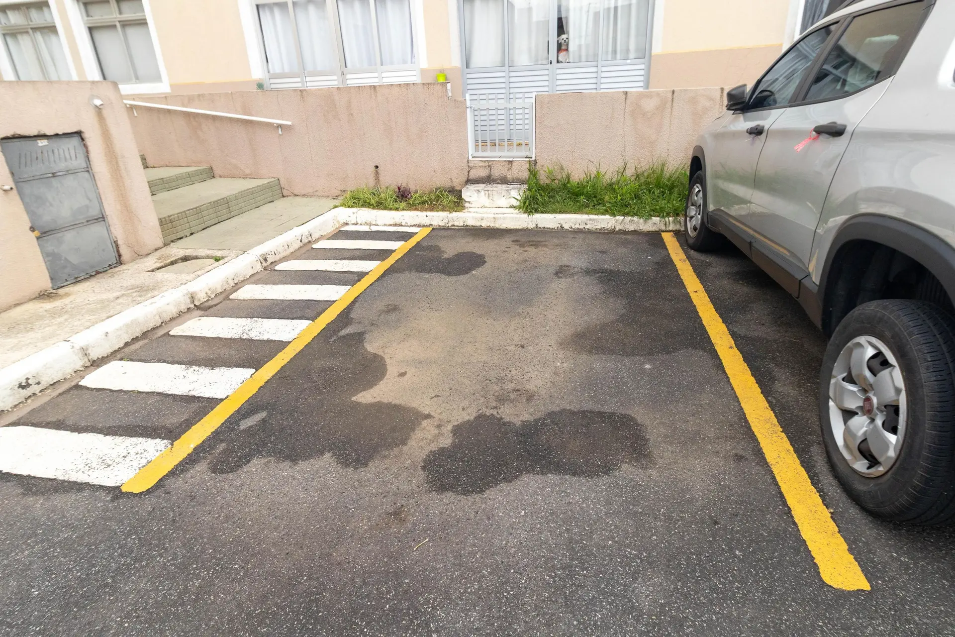 Квартира 75 м² з пральною машиною та робочим місцем — photo 2