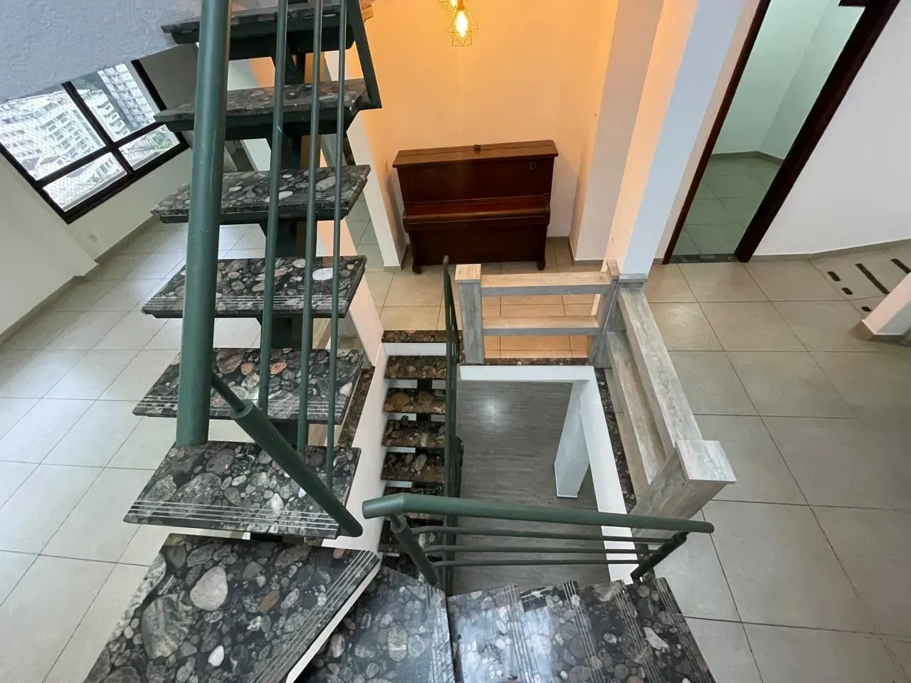 Casa triplex com 4 quartos, 2 banheiros e vaga — photo 10
