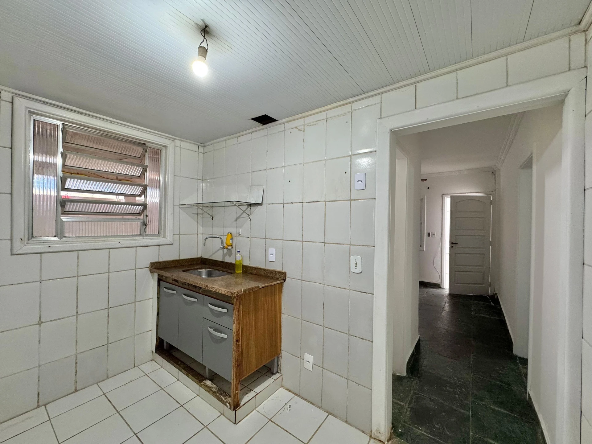One-bedroom house with a garden in Rio de Janeiro — photo 8