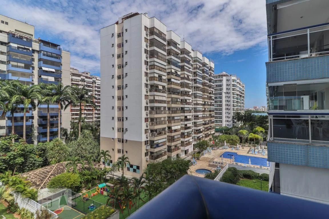 2-bedroom apartment with a home office in Rio de Janeiro — photo 45