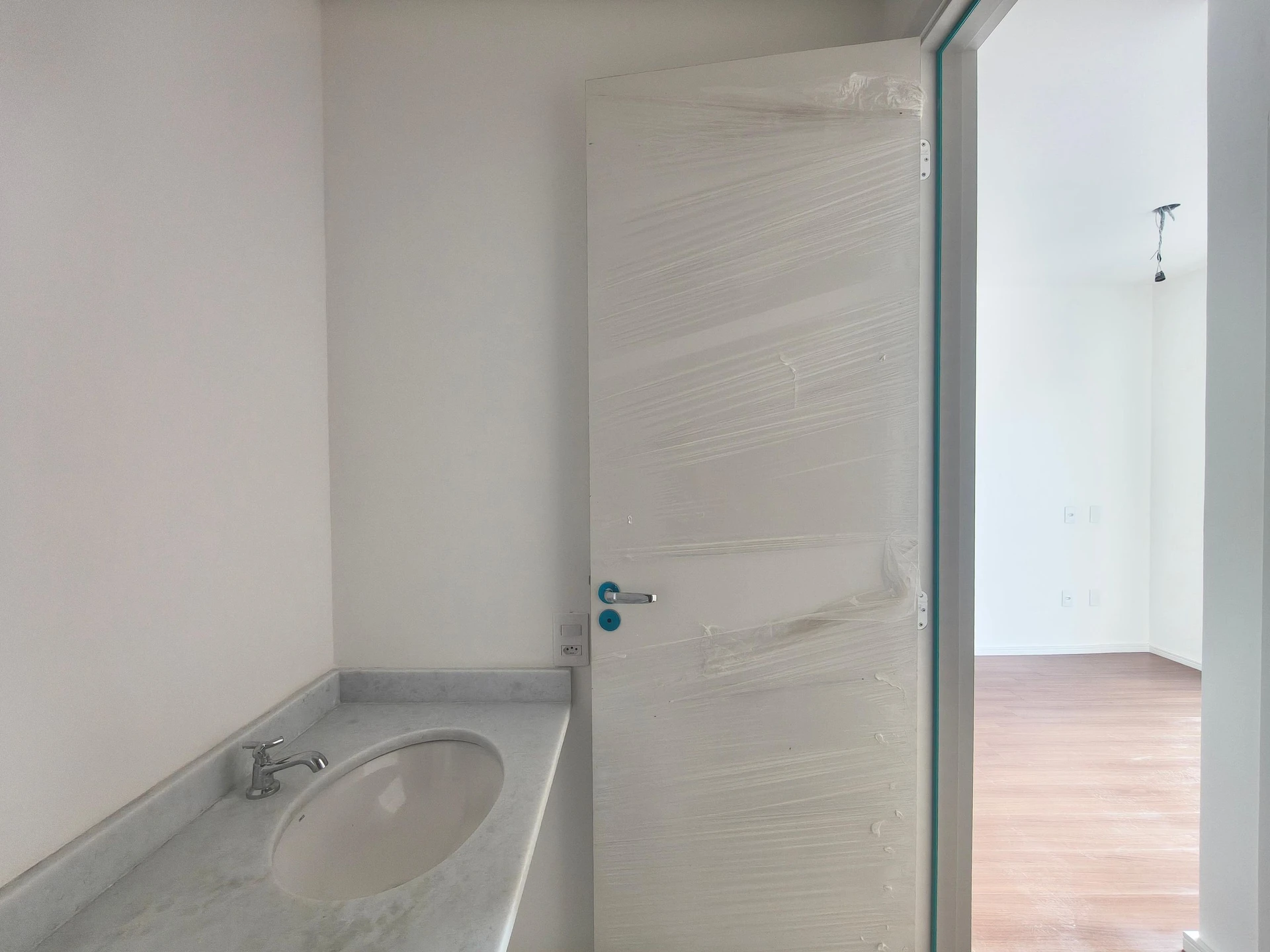 Apartamento de 2 quartos em condomínio com academia — photo 29