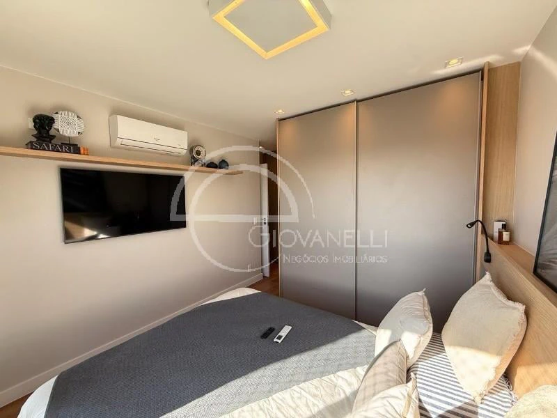 Furnished 3-bedroom apartment with 121 m² — photo 4