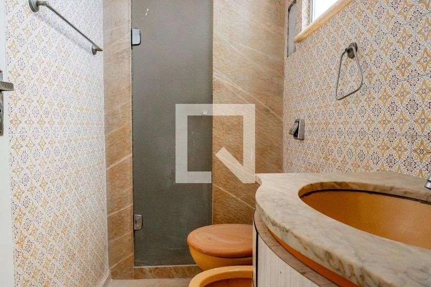 4-bedroom house with private garden and 145 m² — photo 22