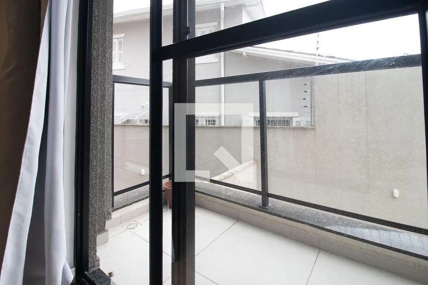Washing machine in a one-bedroom apartment, 33 m² — photo 12