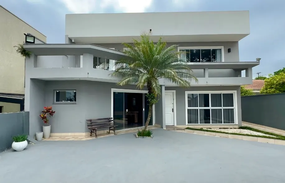 Furnished home with open-plan kitchen and 3 bedrooms — photo 16