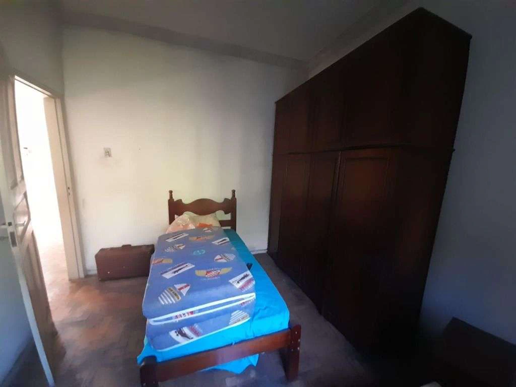 Casa mobiliada com 4 quartos e cozinha com fogão a gás — photo 12