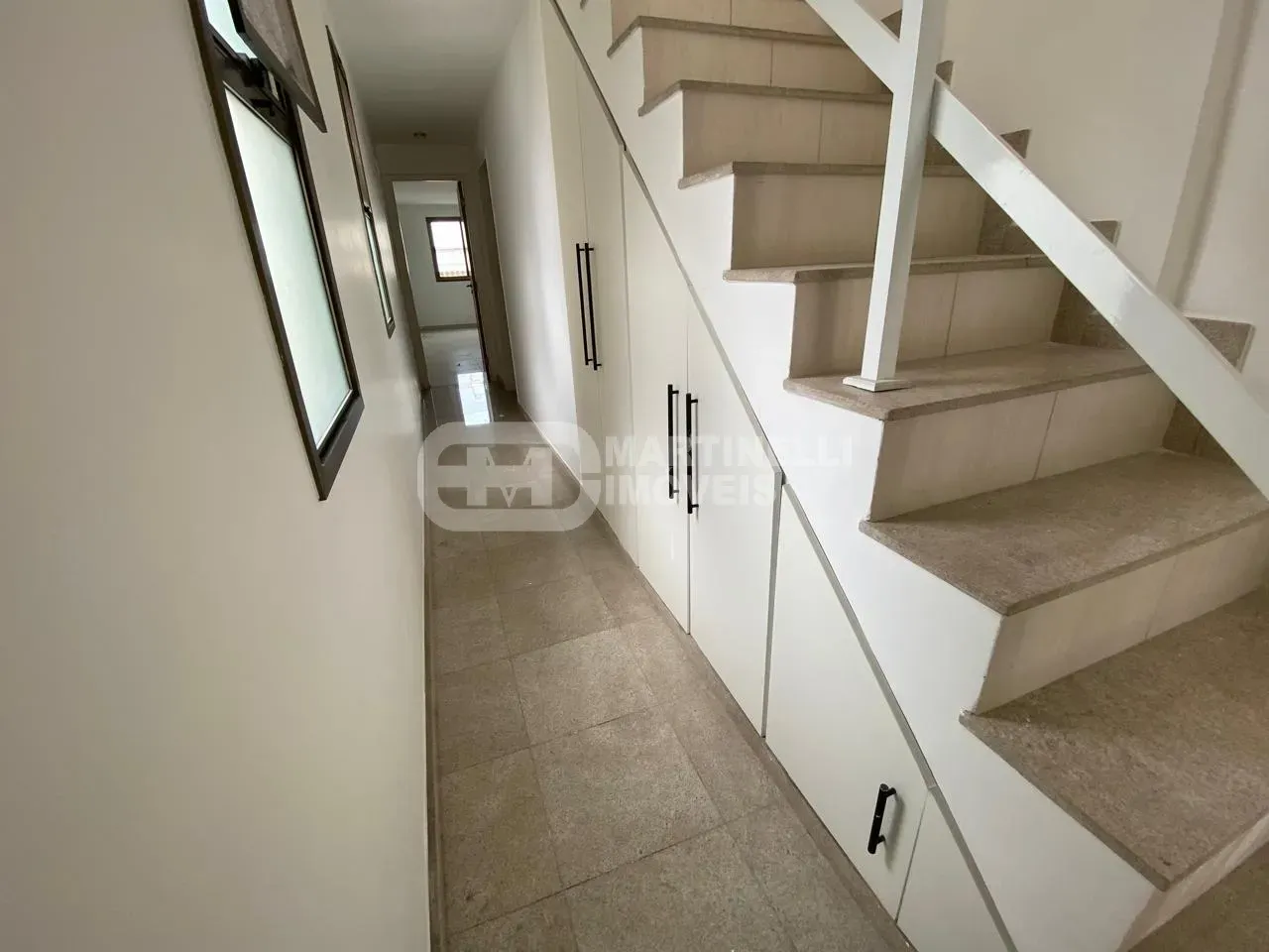 Unfurnished apartment with 3 bedrooms and 5 bathrooms — photo 26