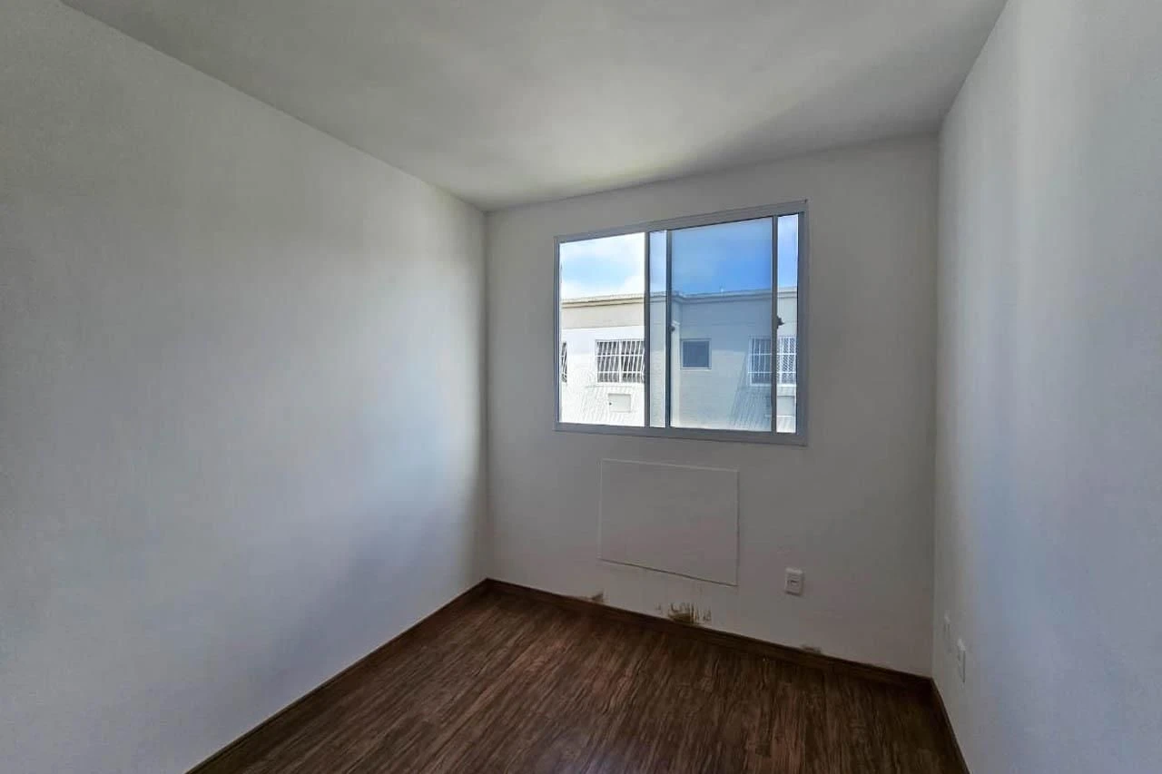 2-bedroom apartment in a building with a gym — photo 36