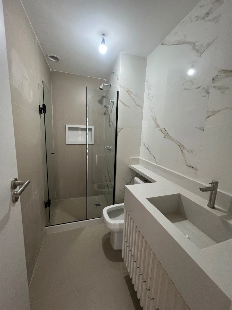 Вид на воду та 2 спальні: квартира 80 м² — photo 3