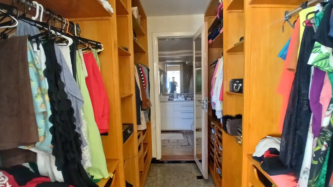 3-bedroom apartment with a bathtub in Rio de Janeiro — photo 34