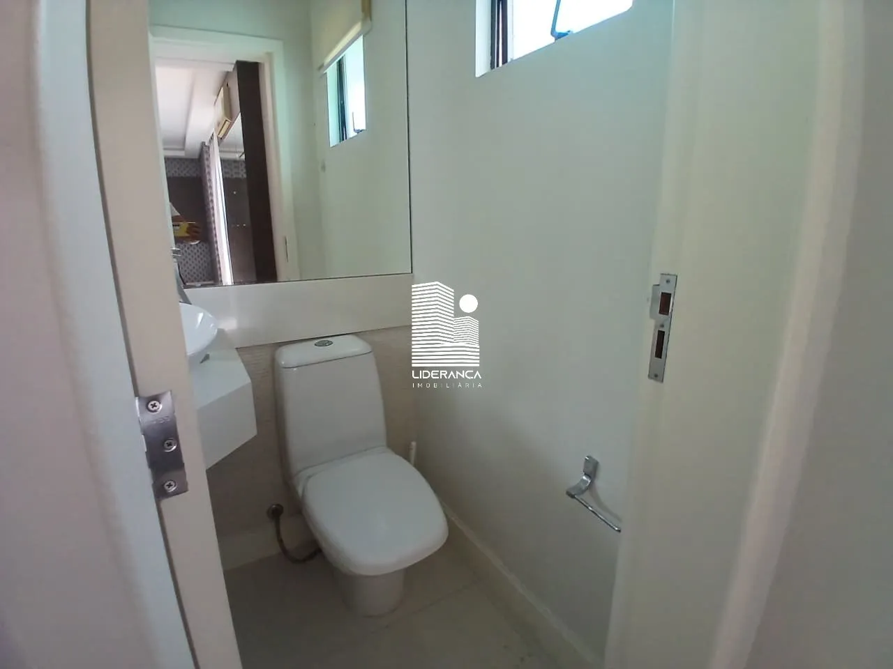 Apartamento mobiliado de 142 m² com 3 quartos e varanda — photo 20