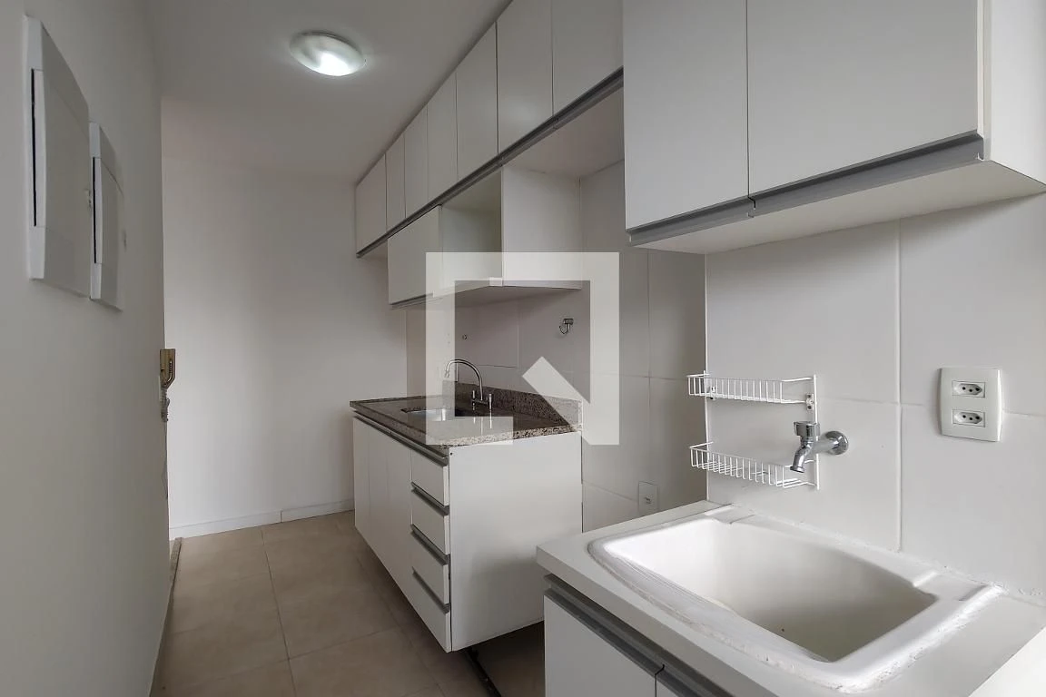 Apartamento, 70 m², com janelas do piso ao teto — photo 60