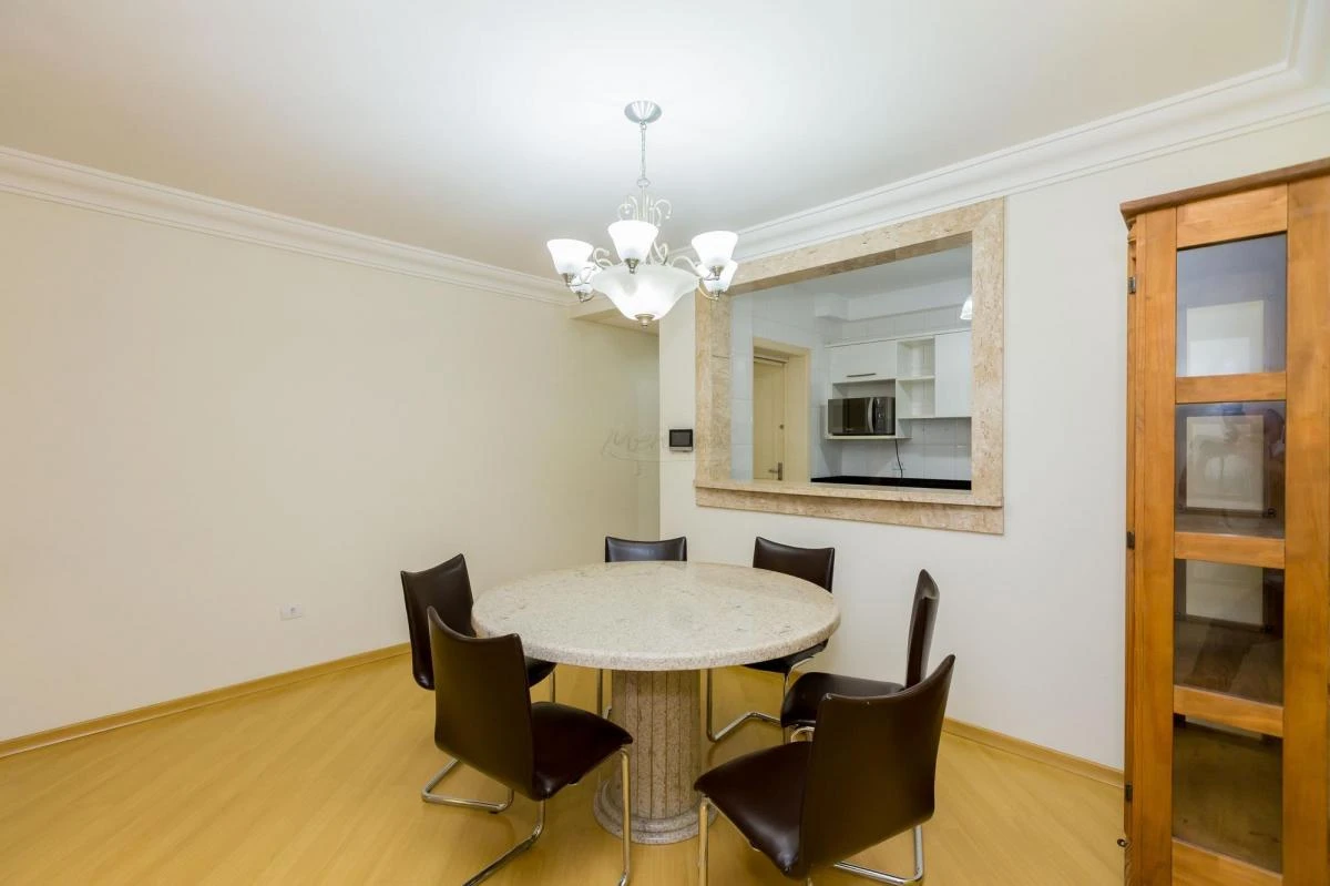 Departamento con espacio de home office en Curitiba — photo 11