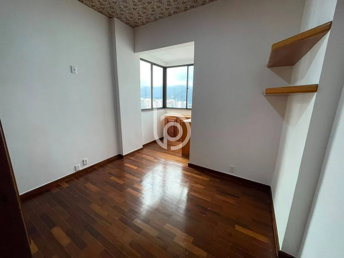 Rental apartment with 4 bedrooms and 4 bathrooms — photo 23