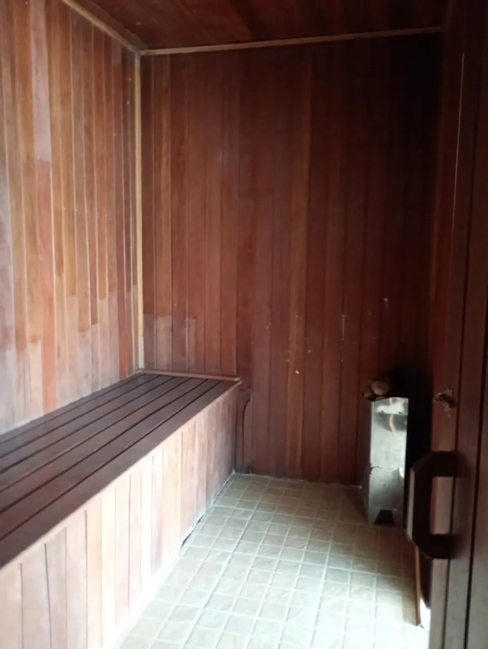Furnished rental house with 3 bedrooms and 5 bathrooms — photo 9