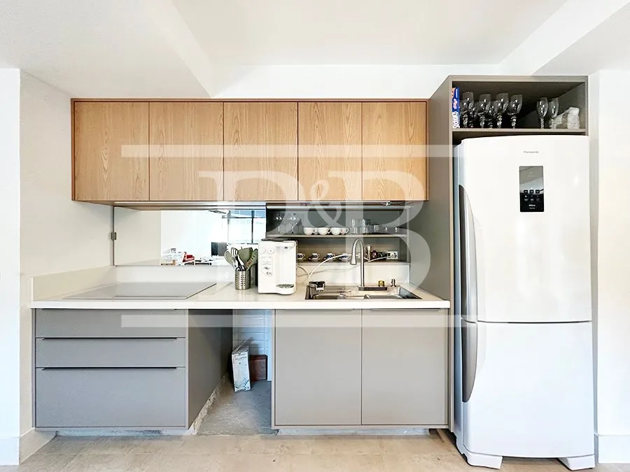 Furnished 2-bedroom apartment with enclosed balcony — photo 17