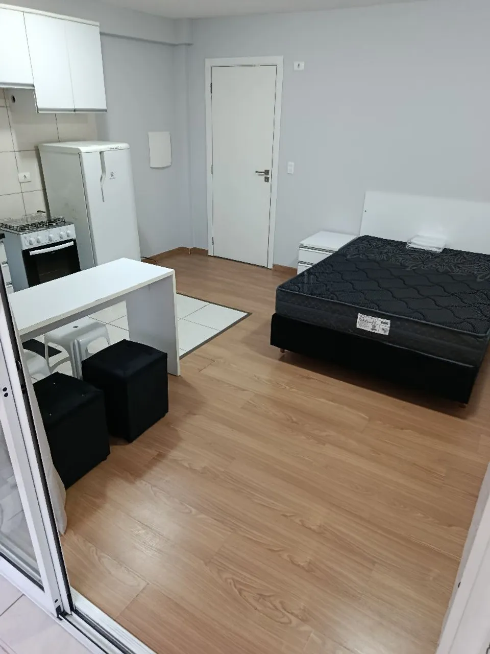Furnished studio, 30 m², with a home office — photo 6