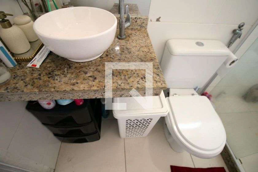 78 m² rental apartment with 2 bedrooms and 1 suite — photo 19