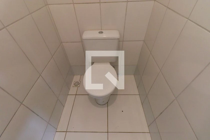 Unfurnished house with 3 bedrooms and private garden — photo 10