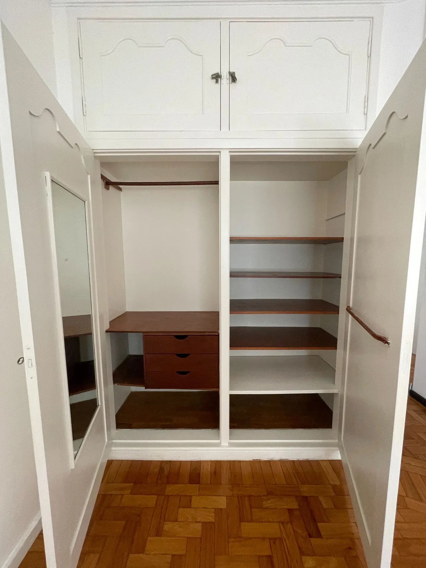 Apartment with open-plan kitchen, 3 bedrooms and parking — photo 22