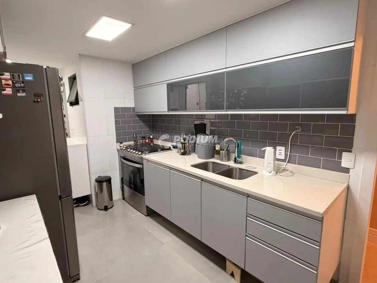 Ванна та 4 спальні: квартира 150 м² — photo 12