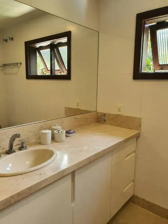Casa com 5 quartos, 5 banheiros e 460 m² com área gourmet — photo 30