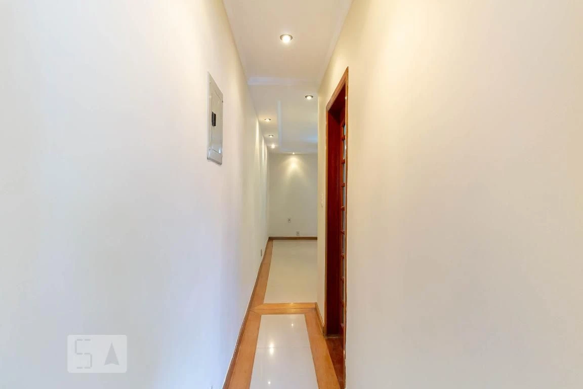 4-bedroom house with a jacuzzi in Rio de Janeiro — photo 36