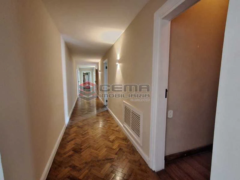Apartamento de 4 quartos com 414 m² e varanda — photo 4