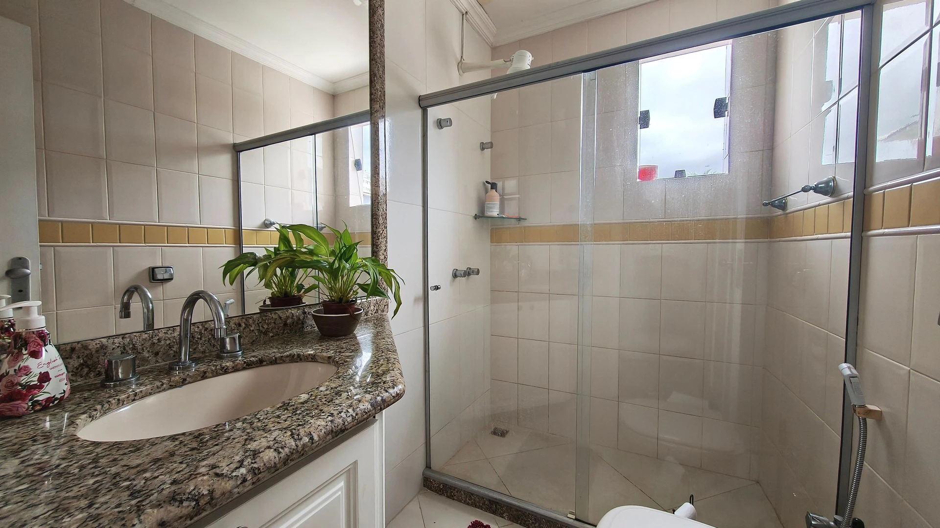 5 quartos e varanda gourmet: casa de 290 m² — photo 36