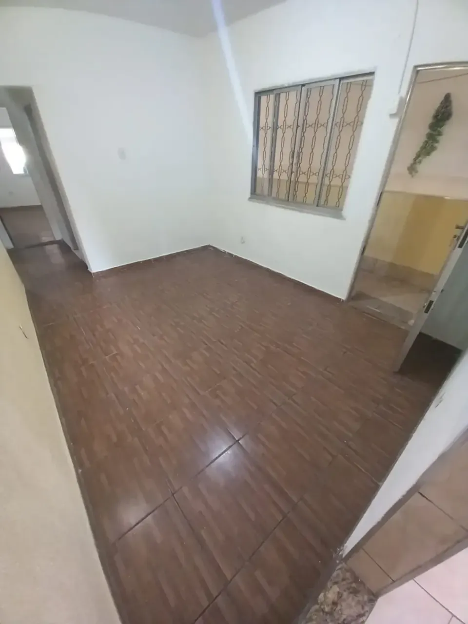 Unfurnished 70 m² apartment with 2 bedrooms and balcony — photo 6