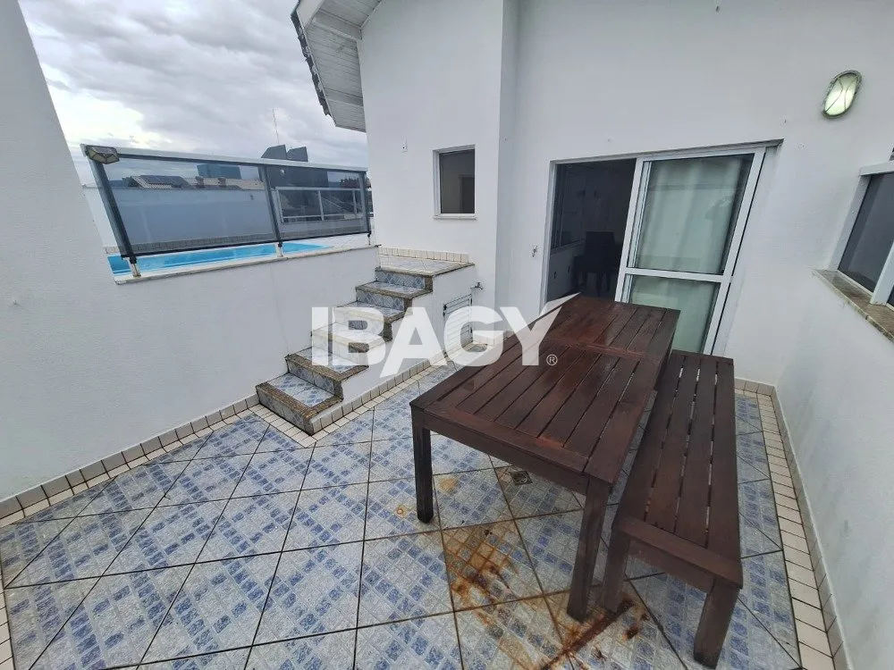 Furnished apartment with 3 bedrooms and 3 bathrooms — photo 9