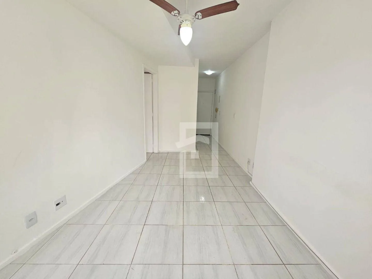 36 m² 1-bedroom suite apartment with parking — photo 8
