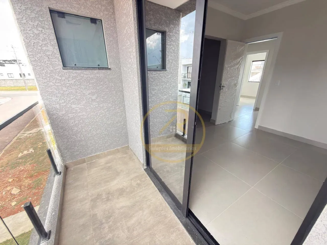 House 100 m² with 3 bedrooms and 2 parking spots — photo 14
