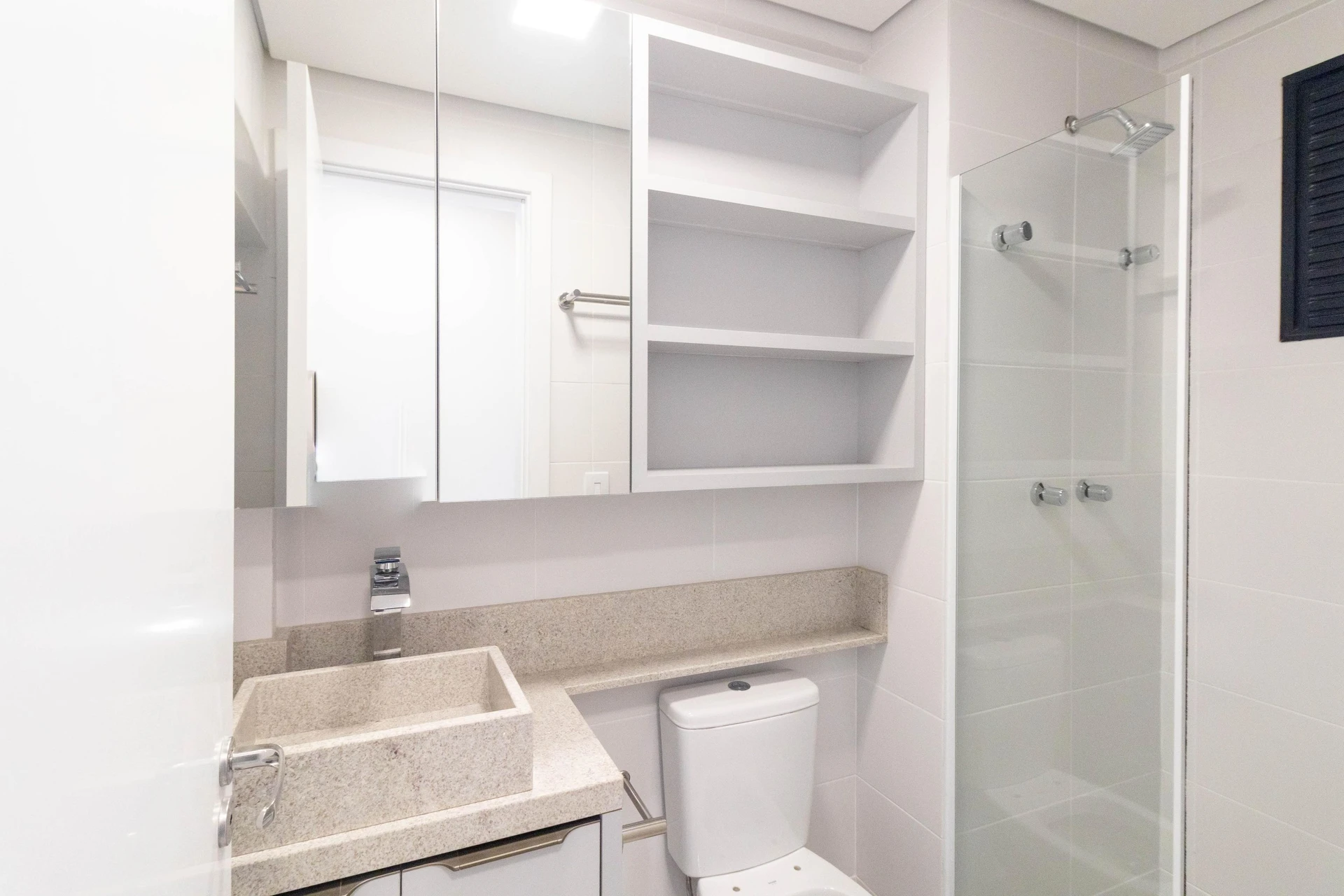 2-bedroom apartment with a home office in Curitiba — photo 15
