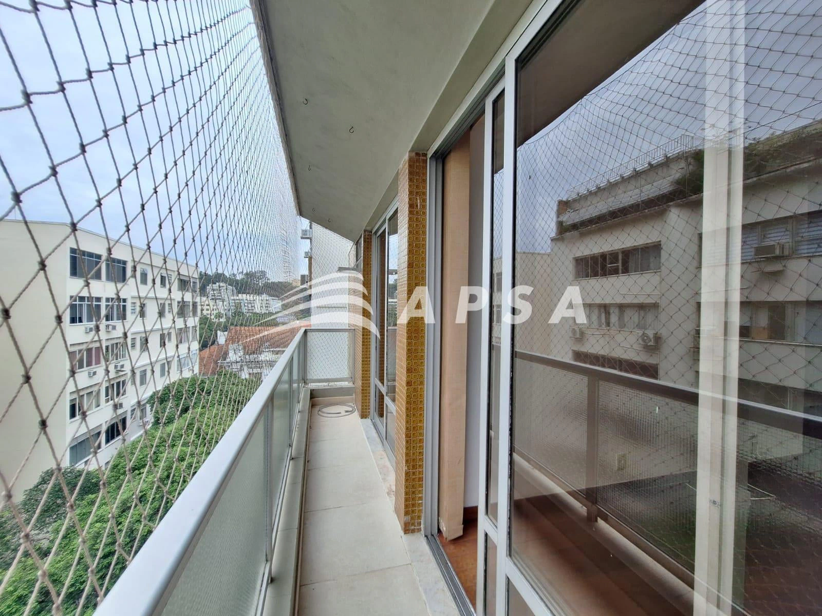 Деревянный пол или ламинат и 2 спальни: квартира 80 м² — photo 8