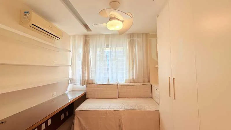 Apartment, 94 m², with a water view — photo 3