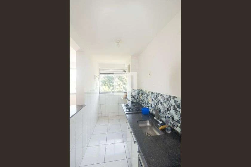 50 m² 2-bedroom apartment with balcony and parking — photo 12